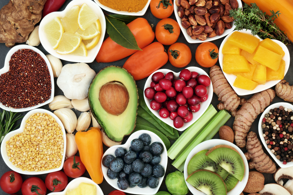 ¿Cuál es la función de las vitaminas en el organismo?